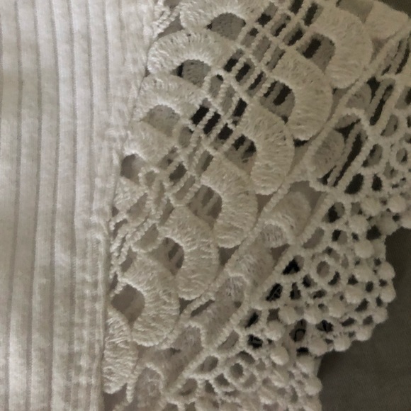 GUESS White Ribbed Top - Picture 4 of 7